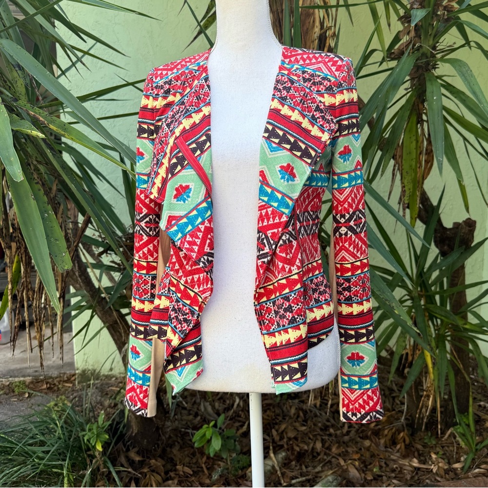 Red Aztec Light Shirt Jacket - Picture 3 of 10
